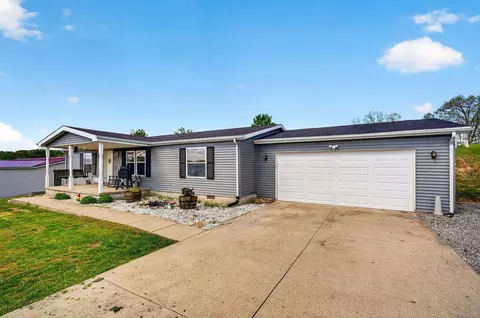 Exterior - 221 Twilight Dr, Jackson, OH 45640 photo 4 of 10