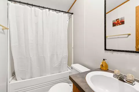 Bath - 221 Twilight Dr, Jackson, OH 45640 photo 2 of 2
