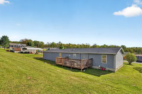 Exterior - 221 Twilight Dr, Jackson, OH 45640 photo 8 of 10