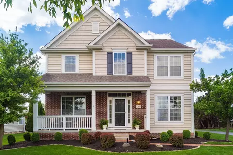 1363 Pinnacle Club Dr, Grove City, OH 43123