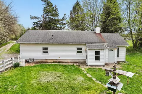 12459 Saylor Rd NW, Baltimore, OH 43105