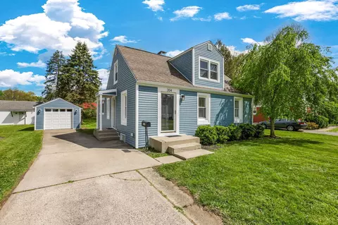 204 Stare Rd, Newark, OH 43055