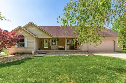 6393 Marietta Rd NE, Lancaster, OH 43130