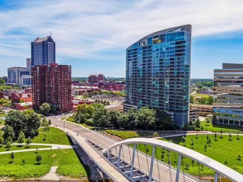 1 Miranova Pl #1840, Columbus, OH 43215