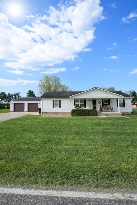 8305 Hayesville Rd, Kingston, OH 45644