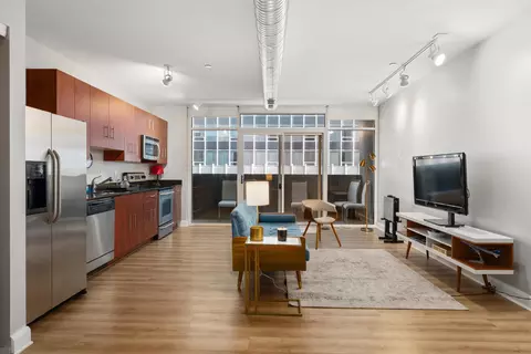 100 E Gay St #501, Columbus, OH 43215