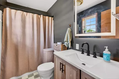 Bath - 163 Blue Sky Dr, Jackson, OH 45640 photo 1 of 2