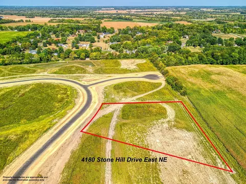 4180 Stone Hill Drive E Dr NW #NW ( 26), Carroll, OH 43112