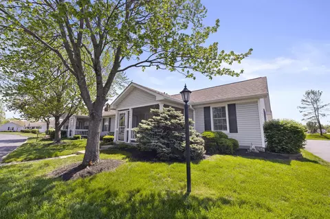 8565 Victoria Meadow Ln, Reynoldsburg, OH 43068