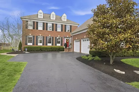 7043 Dean Farm Rd, New Albany, OH 43054