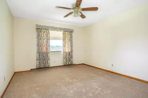 Bedroom - 321 State St, Edison, OH 43320 photo 1 of 6