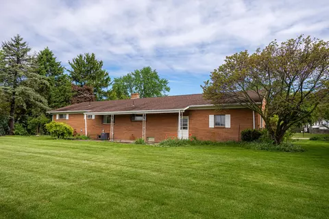 Exterior - 321 State St, Edison, OH 43320 photo 4 of 8