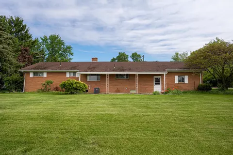 Exterior - 321 State St, Edison, OH 43320 photo 5 of 8
