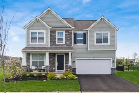 107 Mahogany Dr, Lewis Center, OH 43035