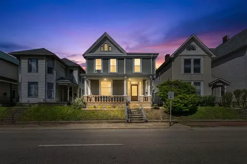 145 S 7th St, Zanesville, OH 43701
