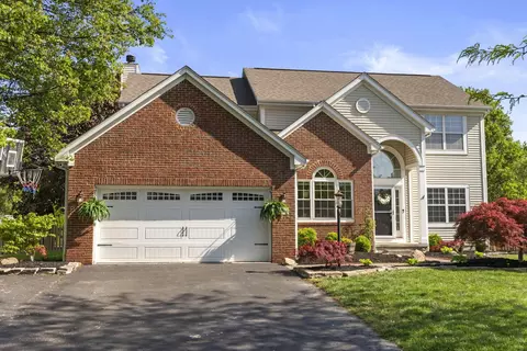 2086 Stargrass Ave, Grove City, OH 43123