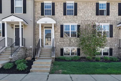 219 Millpond Rd, Sunbury, OH 43074