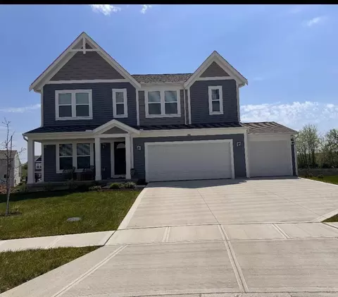 400 Waterlily Ln, Pataskala, OH 43062