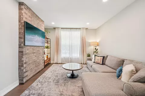 Living - 645 E 3rd Ave, Columbus, OH 43201 photo 1 of 4