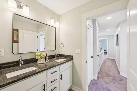 Entry Way - 645 E 3rd Ave, Columbus, OH 43201 photo 12 of 14