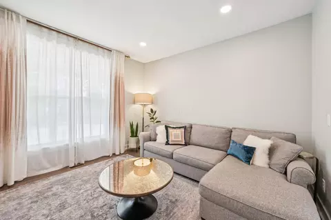 Living - 645 E 3rd Ave, Columbus, OH 43201 photo 4 of 4