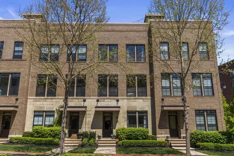 884 Burr Ave #20, Grandview, OH 43212