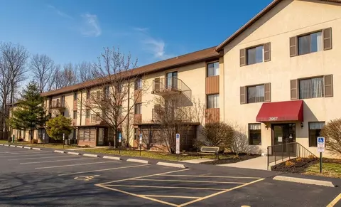 3967 Karl Rd #227, Columbus, OH 43224