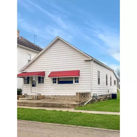 171 Warner Ave, Logan, OH 43138