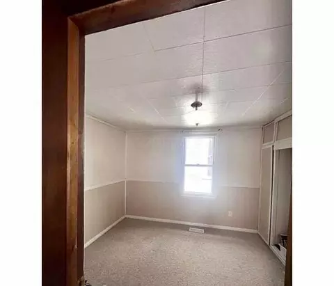 Bedroom - 171 Warner Ave, Logan, OH 43138 photo 1 of 1