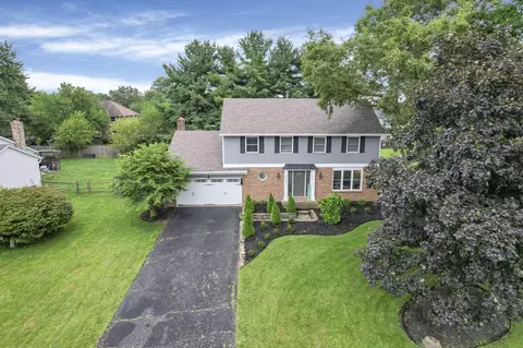 10131 Hounsdale Dr, Pickerington, OH 43147