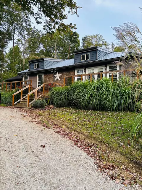 901 Kato Ct, Sugar Grove, OH 43155