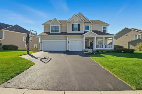 4950 Sanctuary Dr, Westerville, OH 43082
