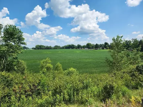 1527 Fairview Rd, Galion, OH 44833