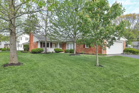 418 Pittsfield Dr, Worthington, OH 43085