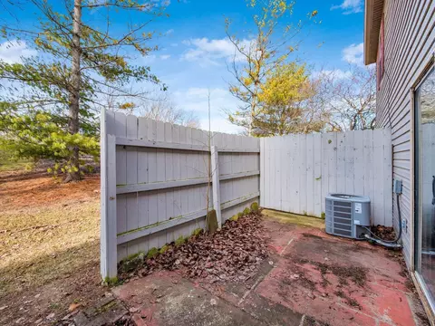 Exterior - 1211 Rivercrest Dr S #E, Delaware, OH 43015 photo 3 of 9