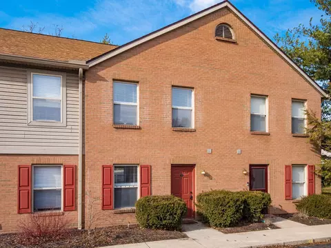 Exterior - 1211 Rivercrest Dr S #E, Delaware, OH 43015 photo 9 of 9