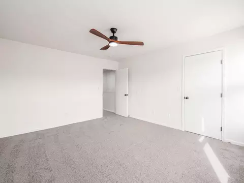 Bedroom - 1211 Rivercrest Dr S #E, Delaware, OH 43015 photo 8 of 8