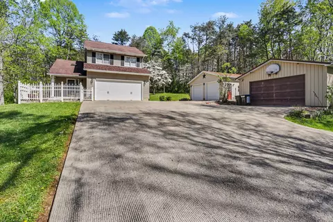 Exterior - 31234 Mays Rd, Logan, OH 43138 photo 1 of 9