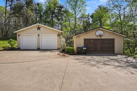 Exterior - 31234 Mays Rd, Logan, OH 43138 photo 6 of 9