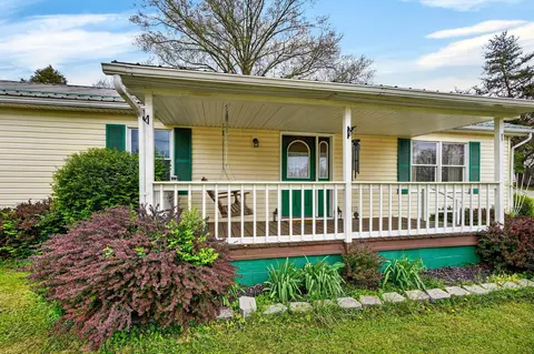 Exterior - 24 S Longworth St, Jackson, OH 45640 photo 4 of 9