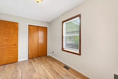 Bedroom - 24 S Longworth St, Jackson, OH 45640 photo 6 of 6