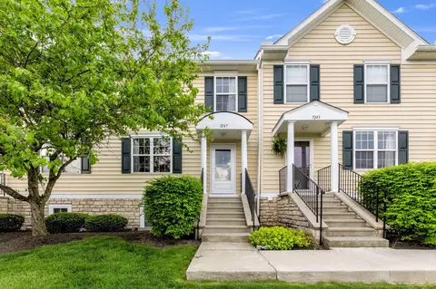 7247 Colonial Affair Dr, New Albany, OH 43054