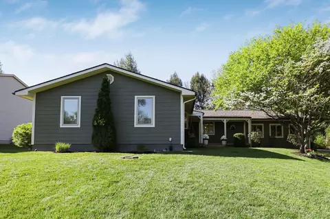 49 Alberry Dr, Granville, OH 43023