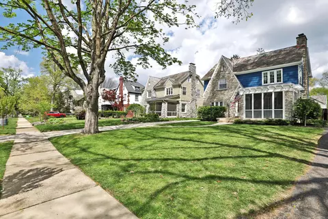 66 S Cassingham Rd, Bexley, OH 43209