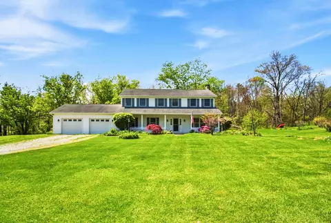 6529 Welsh Rd, Nashport, OH 43830