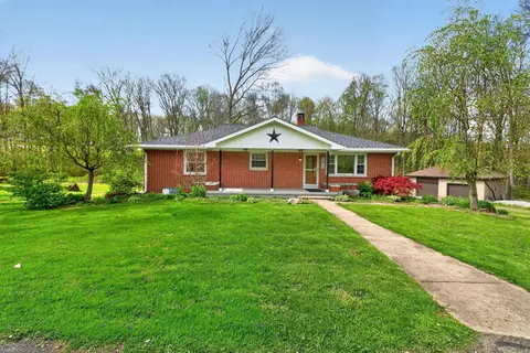 15331 Wooster Rd, Mount Vernon, OH 43050