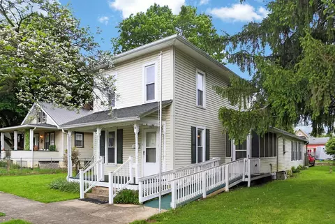 1203 W Vine St, Mount Vernon, OH 43050