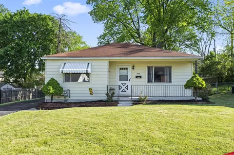 656 Mayhill Rd, Springfield, OH 45504