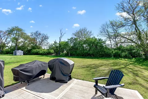 Exterior - 220 Scorsese St, Springfield, OH 45505 photo 5 of 11