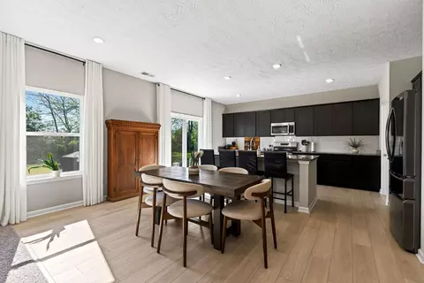 Dining - 220 Scorsese St, Springfield, OH 45505 photo 1 of 3